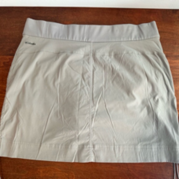 Columbia Women’s Anytime Casual Skort - Gray - Picture 2 of 8